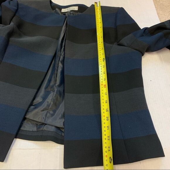 Tahari Arthur S Levine blue gray striped blazer - Picture 8 of 10